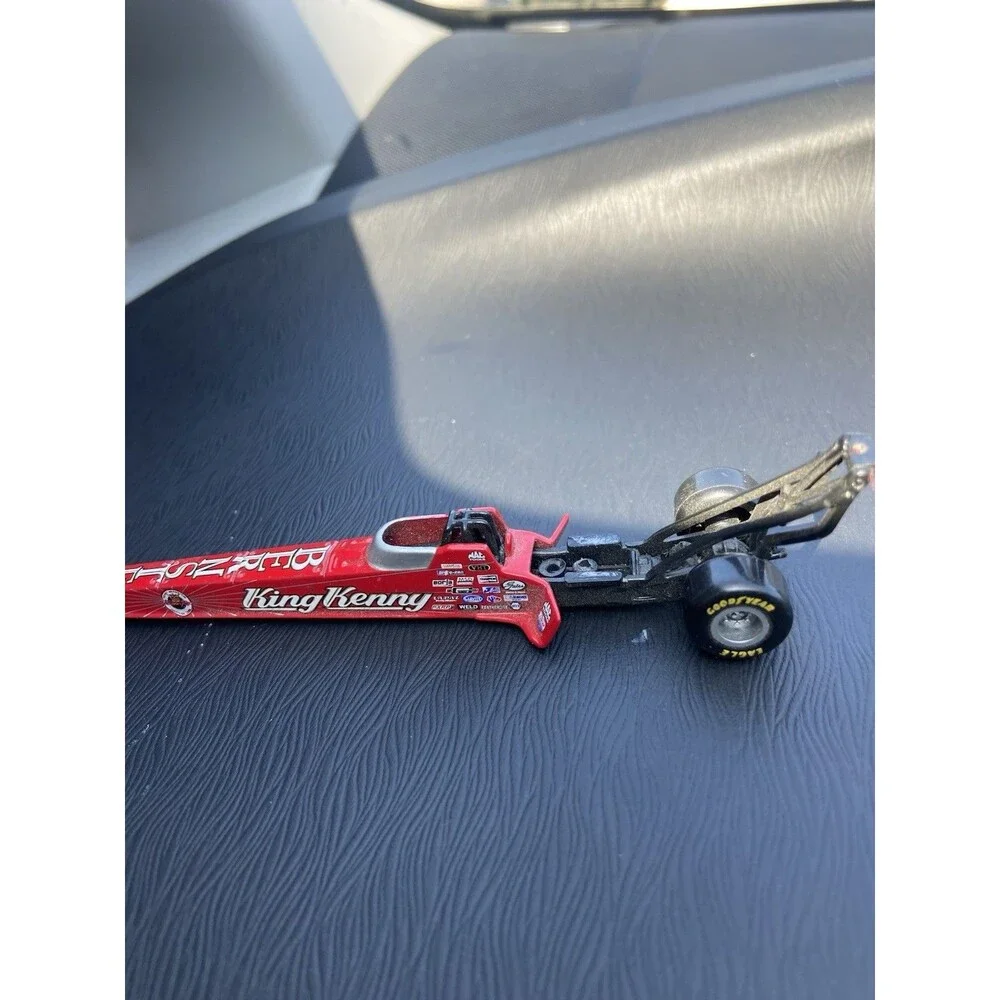 COLLECTIBLE RACING CHAMPIONS KING KENNY BERNSTEIN TOY DRAGSTER CAR
